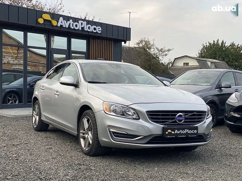 Volvo S60 2013 - фото 8