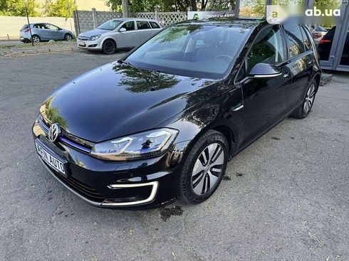 Volkswagen e-Golf 2017 - фото 2