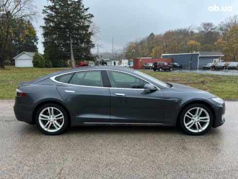 Tesla Model S 2015 серый - фото 10