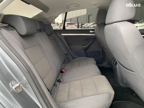 Volkswagen Jetta 2008 серый - фото 38