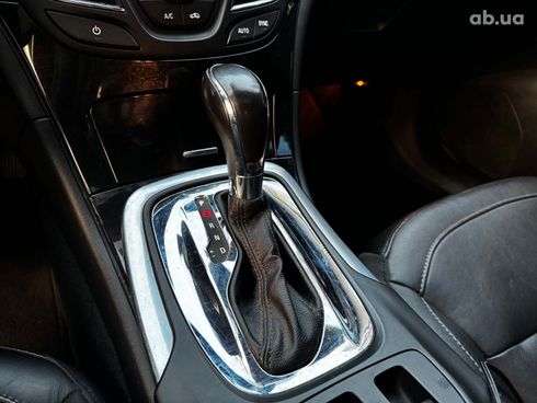 Buick Regal 2016 красный - фото 22