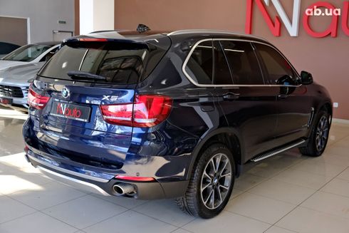 BMW X5 2018 синий - фото 4