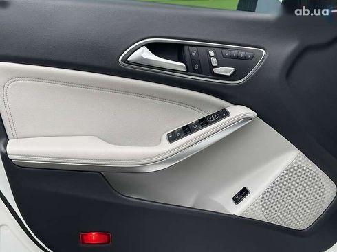 Mercedes-Benz CLA-Класс 2019 - фото 22