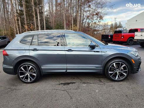 Volkswagen Tiguan 2022 серый - фото 6