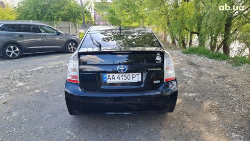 Toyota Prius 2010 черный - фото 6