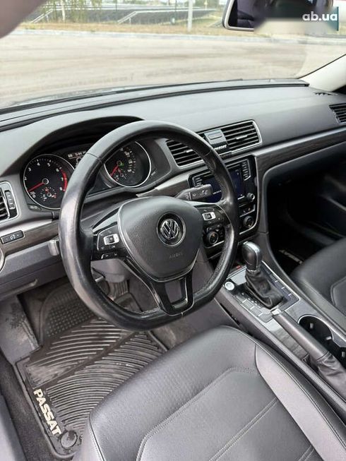 Volkswagen Passat 2017 - фото 21