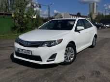 Продажа Toyota б/у 2015 года в Киеве - купить на Автобазаре