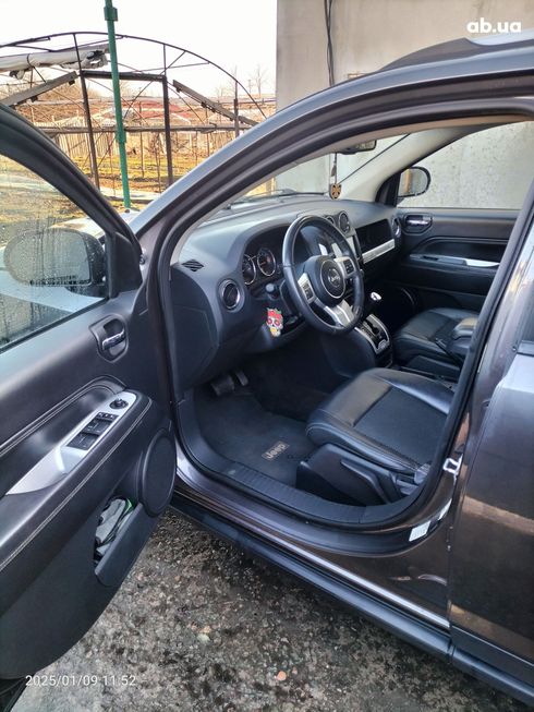 Jeep Compass 2016 серый - фото 8