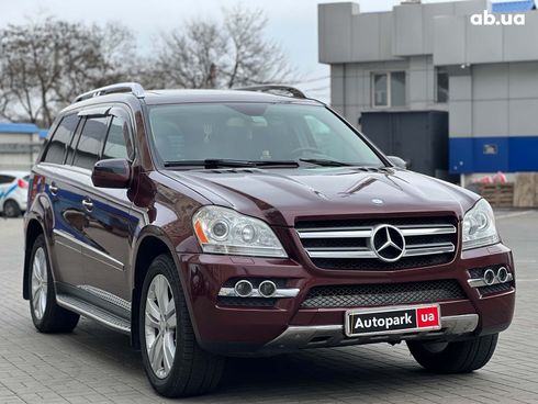 Mercedes-Benz GL-Класс 2010 красный - фото 3