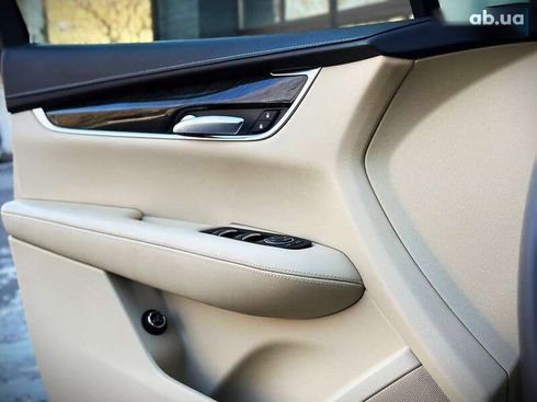 Cadillac XT5 2017 - фото 22