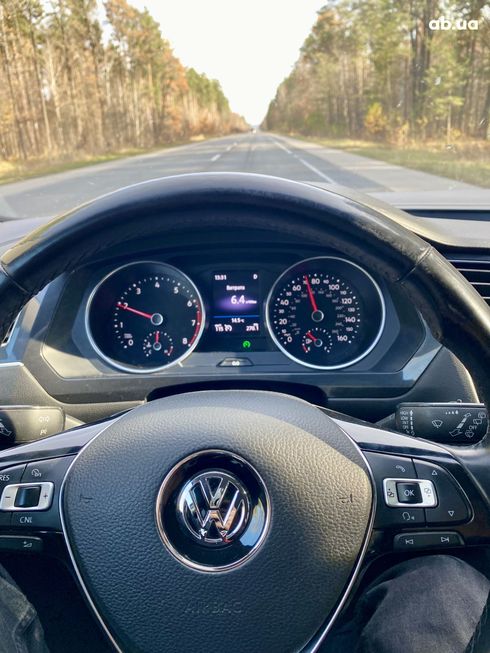 Volkswagen Tiguan Allspace 2018 белый - фото 12