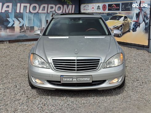 Mercedes-Benz S-Класс 2008 серебристый - фото 2