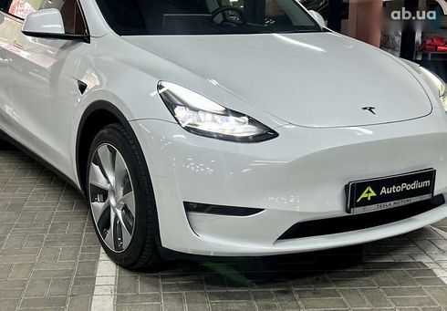Tesla Model Y 2023 - фото 3