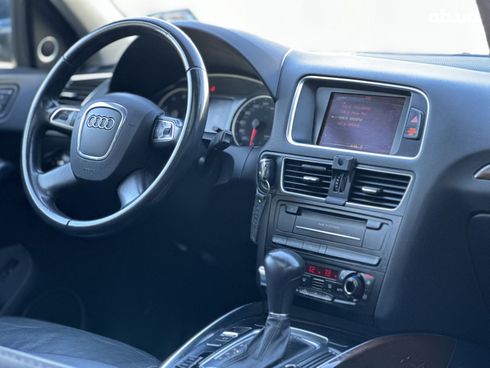 Audi Q5 2010 серый - фото 16