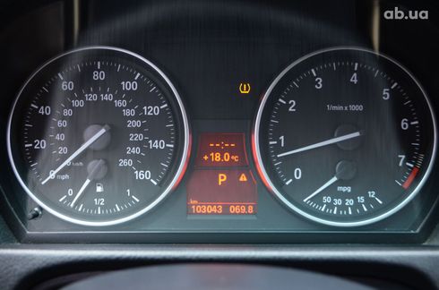 BMW 3 серия 2011 синий - фото 15