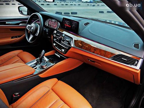 BMW 5 серия 2018 - фото 27