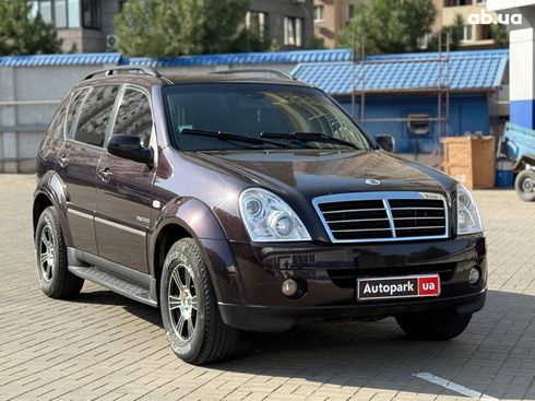 SsangYong Rexton 2008 красный - фото 3