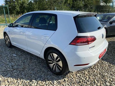 Volkswagen e-Golf 2020 - фото 6