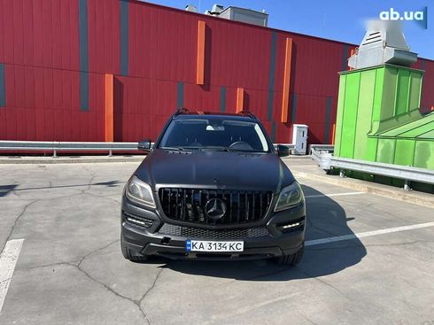 Mercedes-Benz GL-Класс 2015 - фото 2