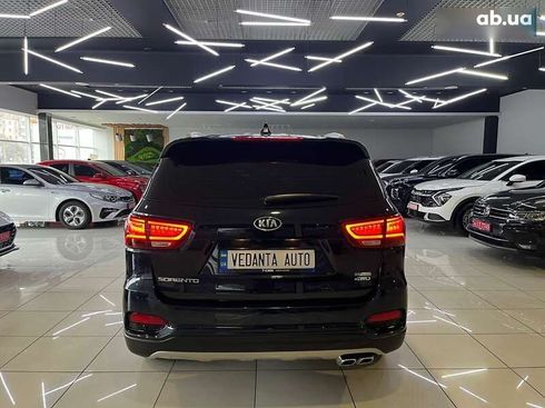 Kia Sorento 2019 - фото 5