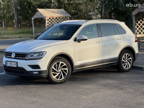 Volkswagen Tiguan 2017 белый - фото 3
