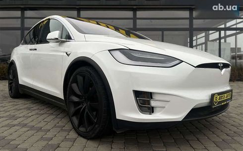 Tesla Model X 2019 - фото 9