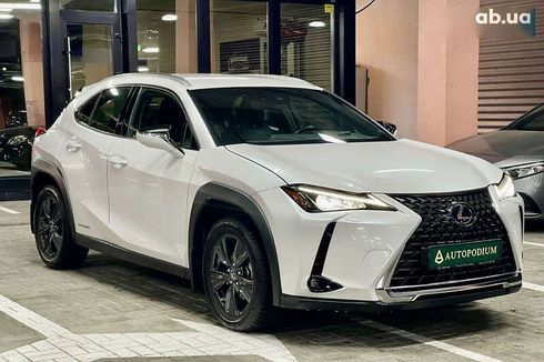 Lexus UX 2019 - фото 6