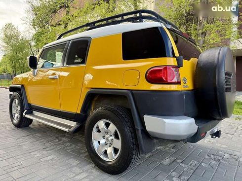 Toyota FJ Cruiser 2007 - фото 17