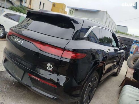 BYD Tang 2025 - фото 12