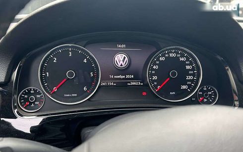 Volkswagen Touareg 2015 - фото 11