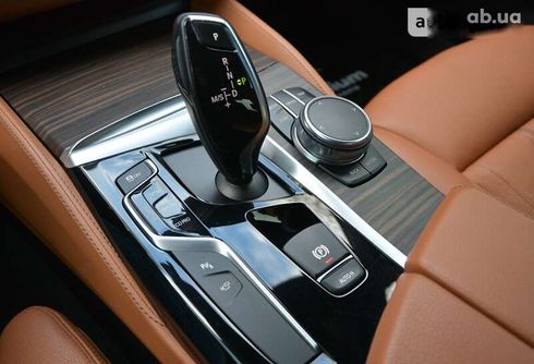 BMW 5 серия 2016 - фото 27