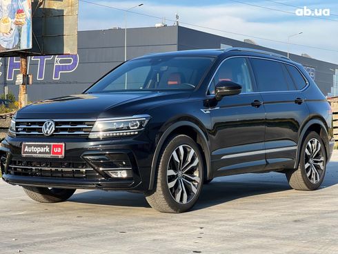 Volkswagen Tiguan 2019 черный - фото 9