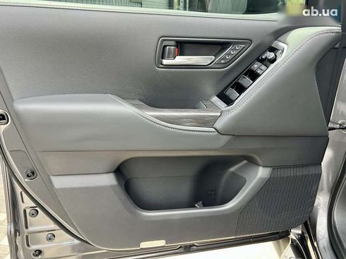 Toyota Land Cruiser 2021 - фото 15