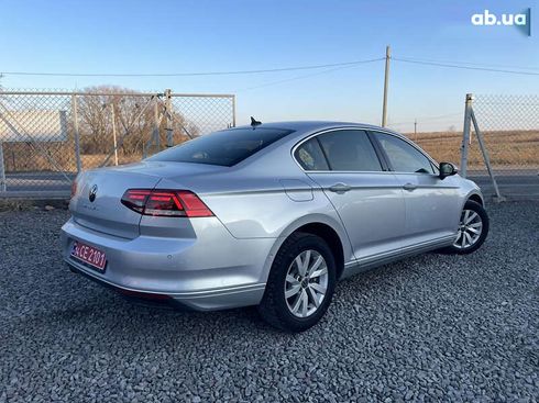 Volkswagen Passat 2021 - фото 10