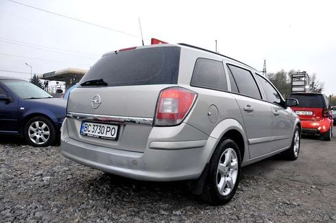 Opel Astra 2007 - фото 8