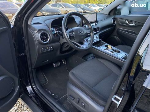 Hyundai Kona Electric 2022 - фото 30