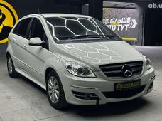 Продаж вживаних Mercedes-Benz B-Класс 2011 року в Чернівцях - купити на Автобазарі