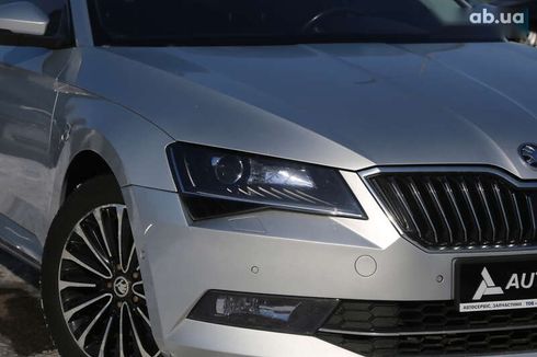 Skoda Superb 2015 - фото 4