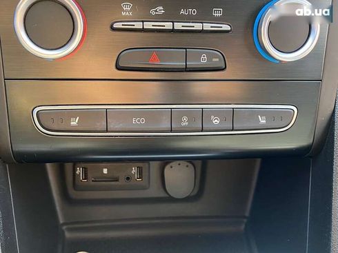 Renault Megane 2016 - фото 18