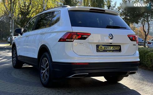 Volkswagen Tiguan 2018 - фото 5