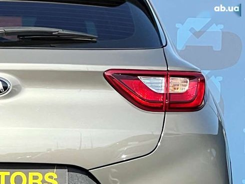 Kia Stonic 2018 - фото 18