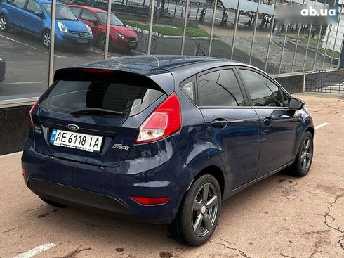 Ford Fiesta 2015 - фото 5