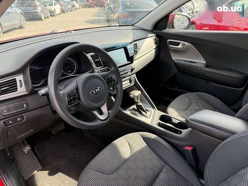 Kia Niro 2017 - фото 10