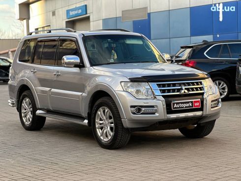 Mitsubishi Pajero Wagon 2014 серый - фото 3