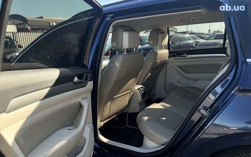 Volkswagen Passat 2015 - фото 27