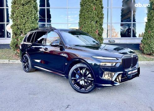 BMW X7 2023 - фото 3