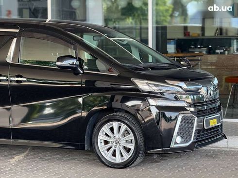 Toyota Vellfire 2017 - фото 11