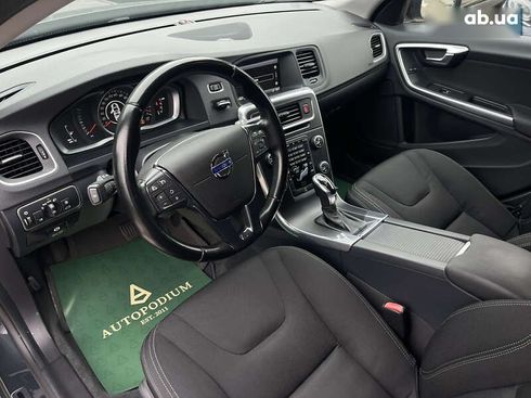Volvo V60 2013 - фото 14