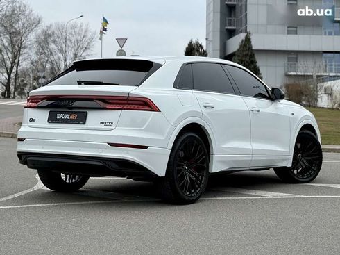 Audi Q8 2023 - фото 30