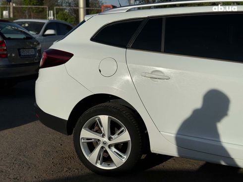 Renault Megane 2014 белый - фото 7